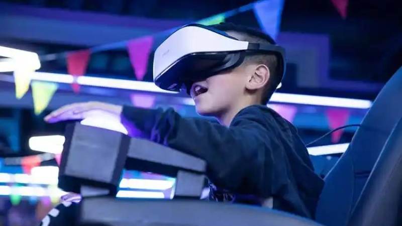 新手第一次玩VR体验馆指南:从入门到沉浸的完整攻略